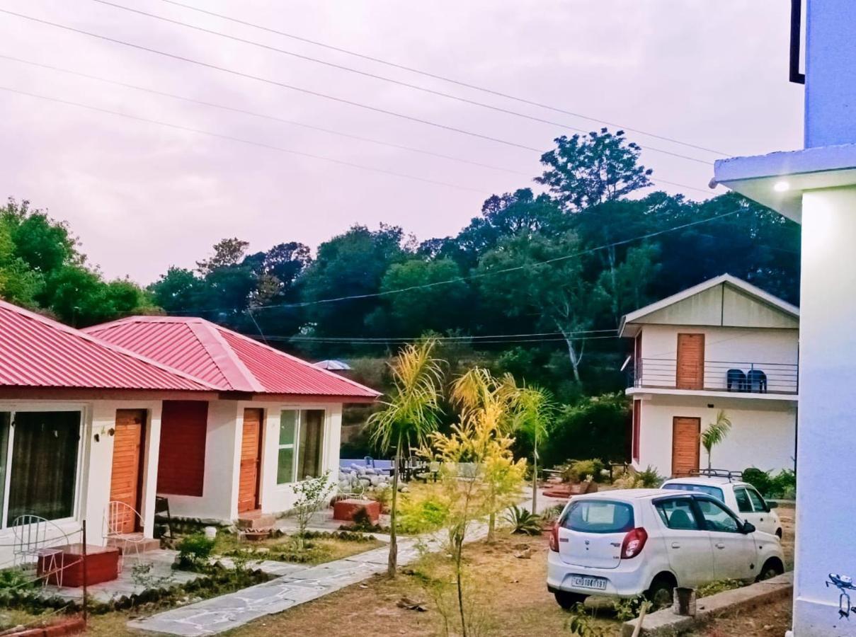 Resort The Himalayan Odyssey And Cottages Dharamshala Exterior foto