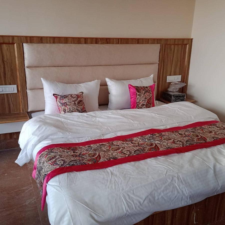 Resort The Himalayan Odyssey And Cottages Dharamshala Exterior foto