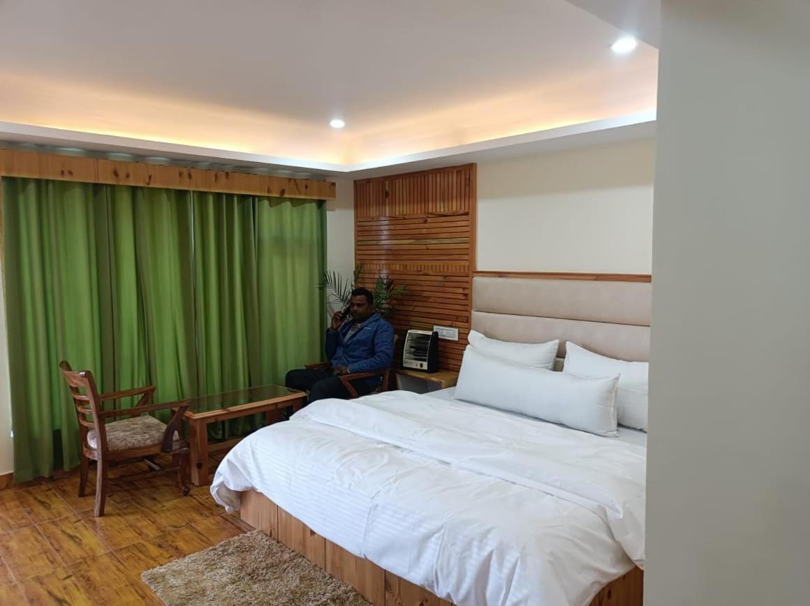 Resort The Himalayan Odyssey And Cottages Dharamshala Exterior foto